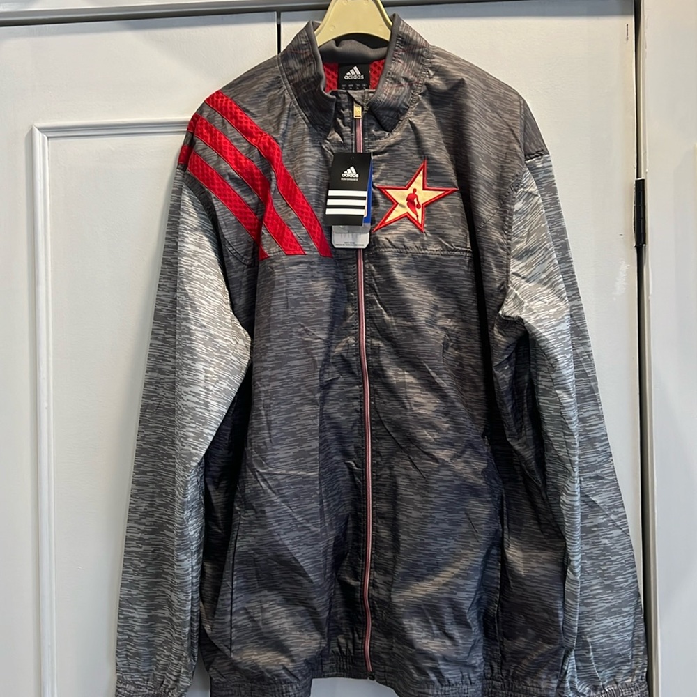 Adidas NBA Vintage On Court jacket, size XL NWT